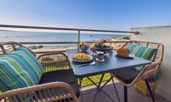 Kerherou Apartment | -BLUE- STUDIO AVEC VUE MER ET PARKING