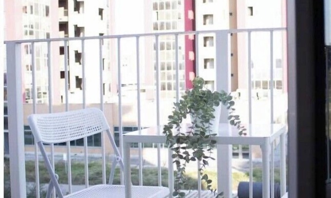Lorenteggio Apartment | Blue Studio in Milan