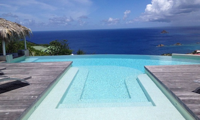 Gouverneur Villa | Indulge in Blue Swan: 4 Bedroom Villa with Private Pool
