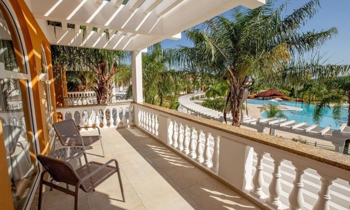 Ribeirao Claro Hotel | Explore Daj Resort & Marina: 4-Star Oceanfront Escape