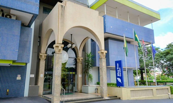 Bauru Hotel | Relaxing Stay at Blue Tree Garden Bauru with Pool & Spa