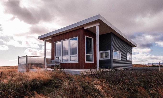 Reykholt House | Inviting Blue View Cabin 7A with Private Hot Tub Awaits