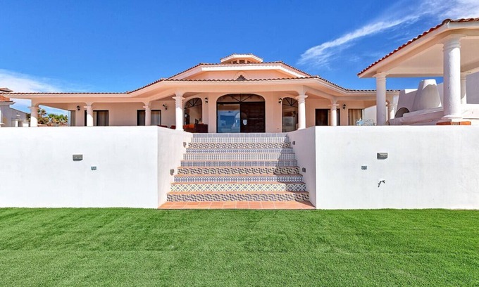 Las Conchas House | Unforgettable Blue Water Beach House with Ocean View & Spa