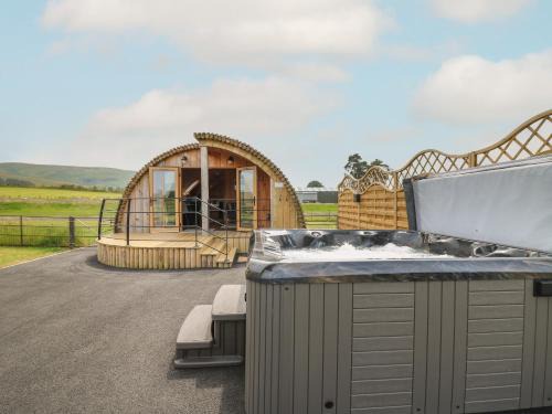 St Harmon House | Bluebell Hotel: 4-Star Haven for Families and Pets