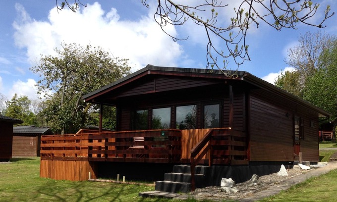 Newton Stewart House | Bluebell Lodge 4 with Hot Tub, Newton Stewart