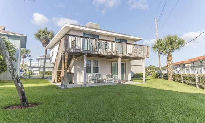 Surfcrest Village Condo | Bluefish 16 House: Pet Friendly with Ocean View & Pool