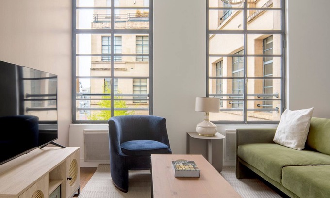 Champs-Elysees Apartment | Blueground | Champs Elysées, security, furnished