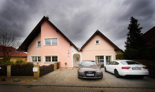 Karlovy Vary House | Comfortable Bluestars Apartments with Kitchen & Top Reviews