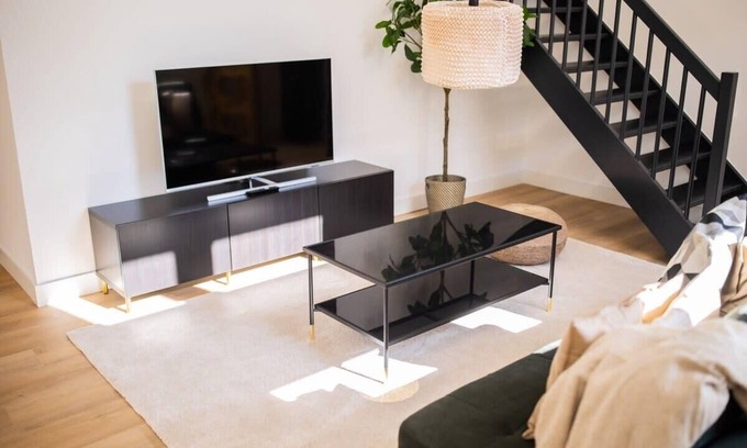 De Bilt Apartment | Inviting 2 Bed Serviced Apartment with Kitchen & Family-Friendly