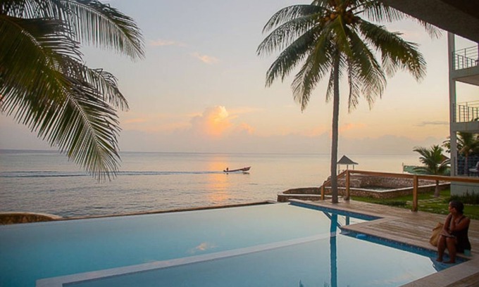 Tower Isle Condo | Oceanfront Condo BluWaves: Unmatched Stay by Ocho Rios