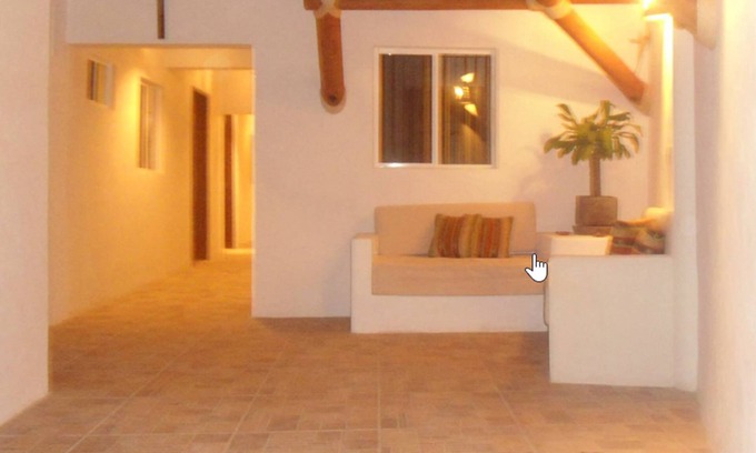 Coacoyul House | Discover BM Zihua Casa de Huéspedes: Rated 9.6/10 with Pool