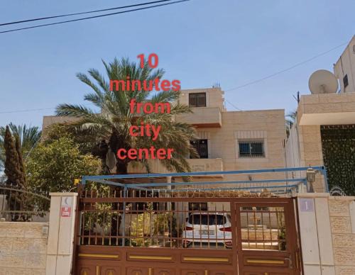 Jericho Bed & Breakfast | Guest Rated: 9.5/10 at BnB La Luna Entire Apartment