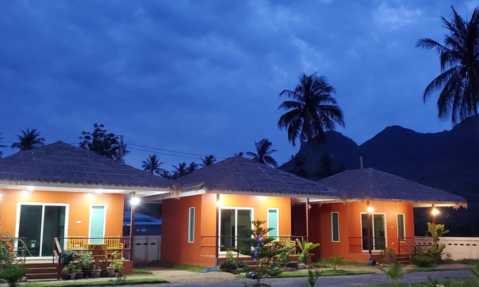 Sam Roi Yot House | Top-Rated BnB Resort at Sam Roi Yot with Family Amenities