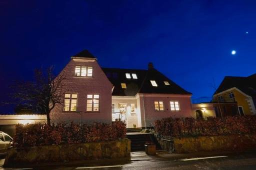 Svendborg Bed & Breakfast | Discover BnB Thuroe: Family-Friendly with Kitchen & Breakfast
