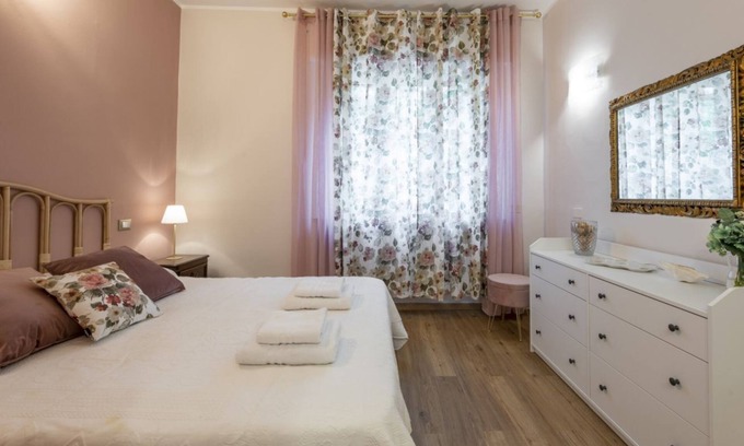 Bullona Apartment | Experience BnButler - Prince Eugene, 21: Pet-Friendly Stay
