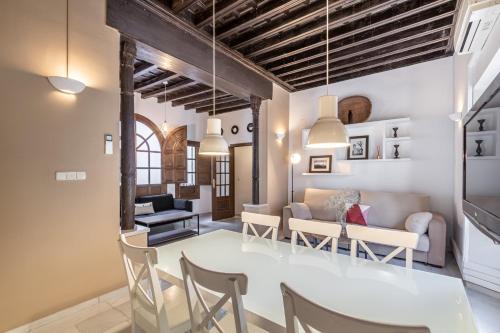 San Pedro Apartment | Discover BnS Dauro Suites: 4-Star Child-Friendly Retreat