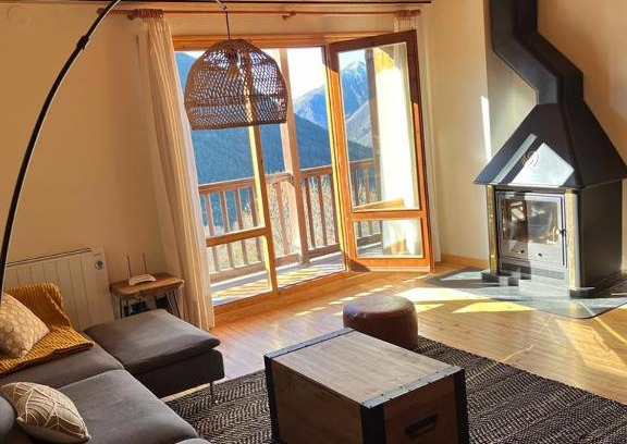 Boi Apartment | Family-Friendly Getaway at Boí Taüll CALMA DÚPLEX