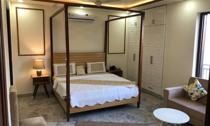 Dwarka Apartment | Pet-Friendly Bo-Teak Private Floor in Dwarka Awaits You