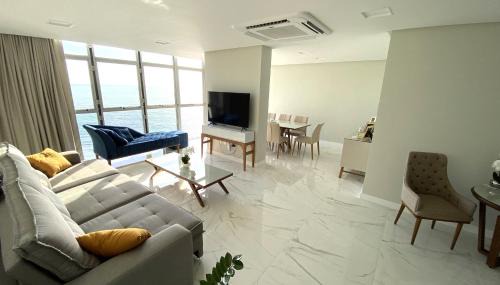Piedade Apartment | Seaside Retreat at Boa Viagem Piedade Beach
