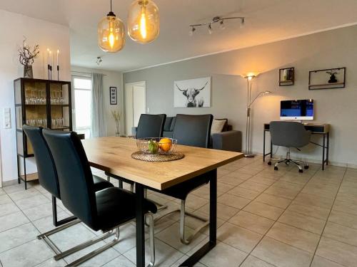 Lippstadt Apartment | Cozy Boarding-Apartment in Lippstadt with Pool & Breakfast