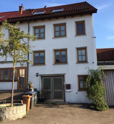 Heidenheim an der Brenz House | Boardinghouse Schnaitheim: Family-Friendly Oceanfront Retreat