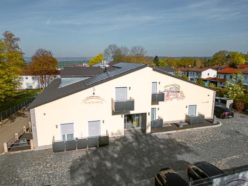 Donauwoerth House | Welcoming Boardinghouse Schellenberg: Family-Friendly Stay