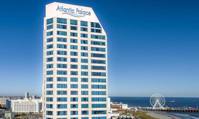 Atlantic City Hotel | Oceanfront Boardwalk Resorts at Atlantic Palace Awaits You