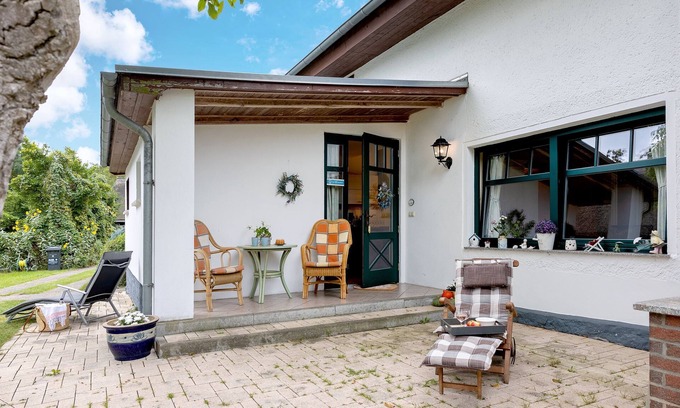 Benz Apartment | Riverside Escape: Pet-Friendly Ocean View Retreat
