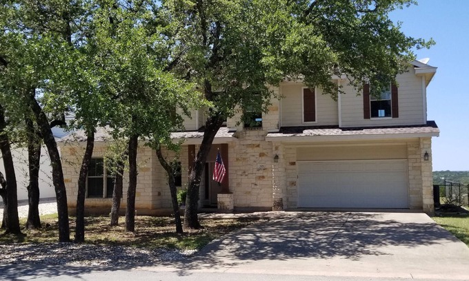Waterford On Lake Travis House | Lakeview House: Guest Rated 10/10 with Pool & High-Speed Wifi
