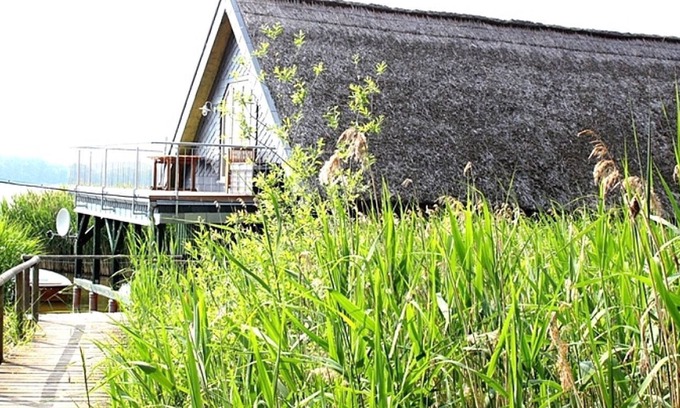 Basedow Apartment | Family-Friendly Retreat at Boathouse II, Germany