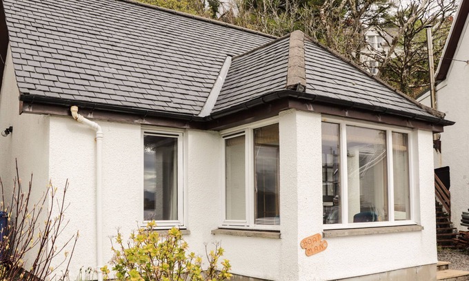 Balmacara Cottage | Pet-Friendly Boatman's Cottage with Family Amenities in Kyle