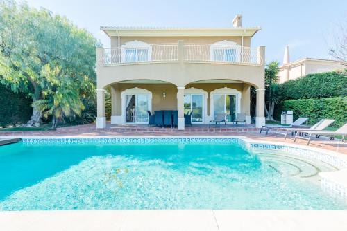 Atalaia Villa | Relaxing Stay at Boavista Golf and Spa Resort with Pool & Spa
