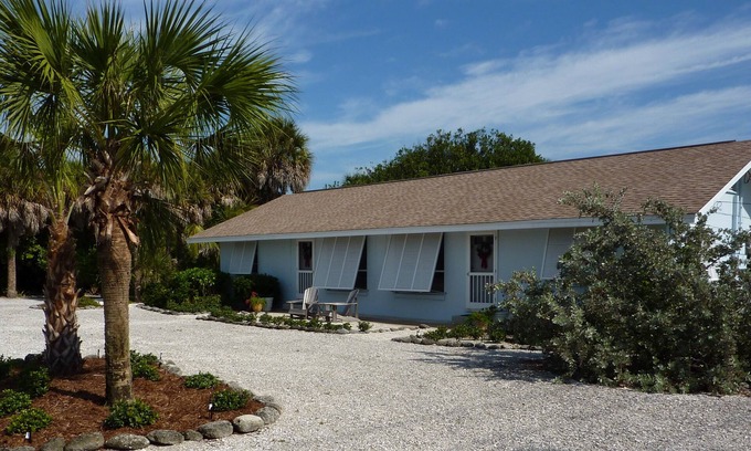 Golden Beach House | Beachfront Boca Grande House - Guest Rated 10/10!