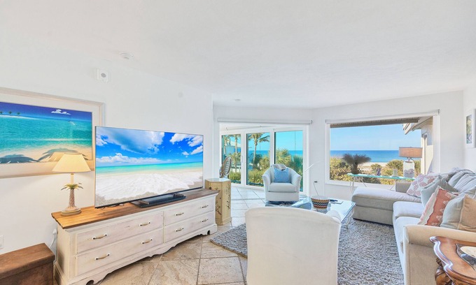 Boca Grande Condo | Cozy Beachfront Condo with Ocean Views at Boca Grande Club