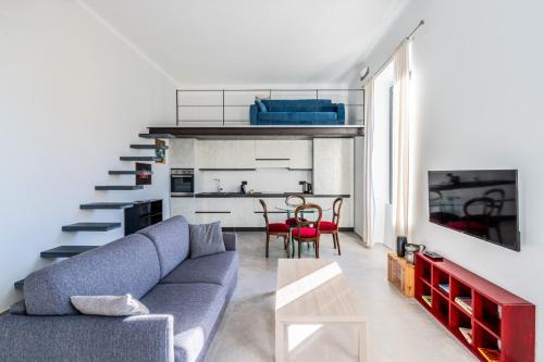 Boccadasse Apartment | Boccadasse Chic Urban Retreat: 4-Star Bliss with Hot Tub