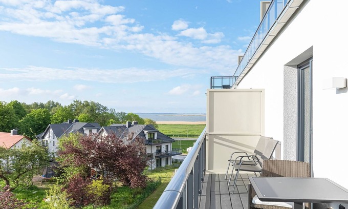 Ostseebad Wustrow Apartment | Idyllic Boddenglück Getaway with Ocean View Amenities