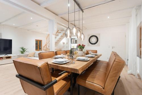 Ohningen Apartment | Relaxing Bodensee-Suite with Ocean View & Home Cinema