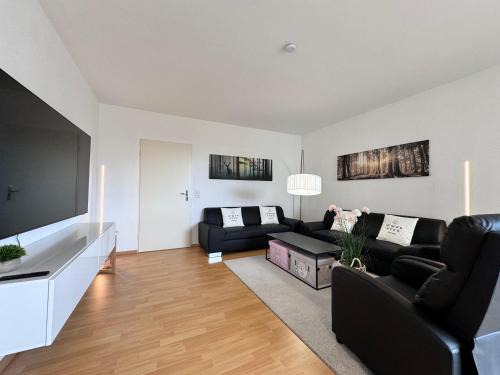Ueberlingen Apartment | Experience Bodenseeblick am Strandweg with Private Pool