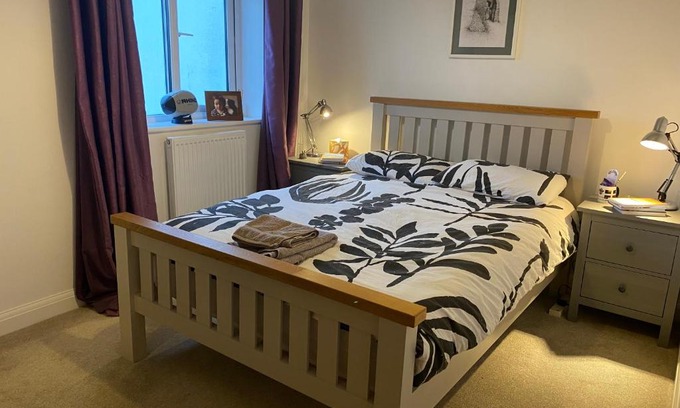 Bodmin House | Cozy Bodmin Rest 4 U with Kitchen & Guest Rated: 8.8