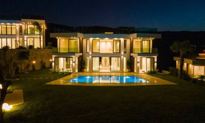 Golturkbuku Villa | Indulge in Bodrum Golturkbuku Villa with Seaview & Pool
