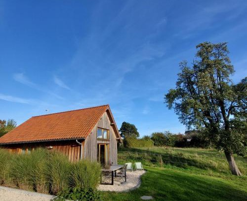 Bilzen House | Relax at Boerderaaj vakantiewoning: Pet-Friendly Retreat