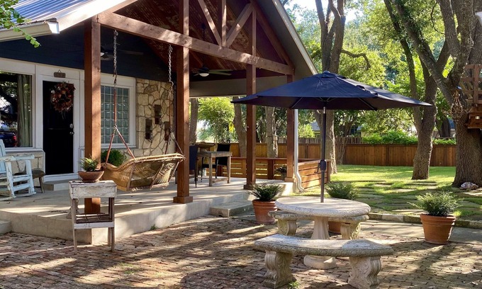 Boerne House | Boerne Garden Cottage: Steps to Trails & Downtown Bliss