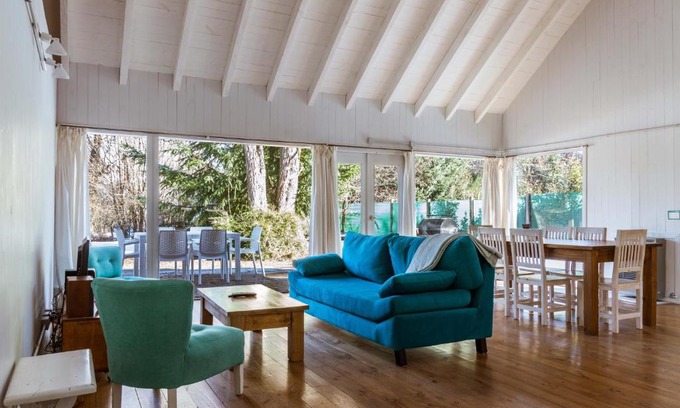 Barrio Las Balsas House | Family-Friendly BOG El Granero: Guest Rated 9.2/10