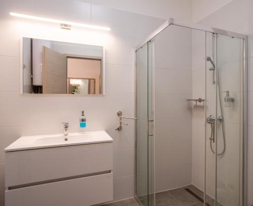 Balatonboglar Apartment | Experience Boglári Apartman: Family-Friendly Retreat
