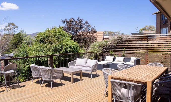 Jindabyne House | Family-Friendly Escape at Bogong Arms with Pet Amenities