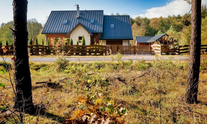 gmina Lipsk House | Experience Bohaterski Wypoczynek: Perfect for Families & Pets