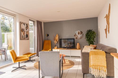 Sint Maartensvlotbrug House | Family-Friendly Bohemien Resort 32: A Guest Rated Gem