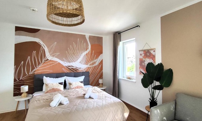 Neudietendorf Apartment | Top-Rated BohnApartments Bechstein with Free Wi-Fi & Balcony