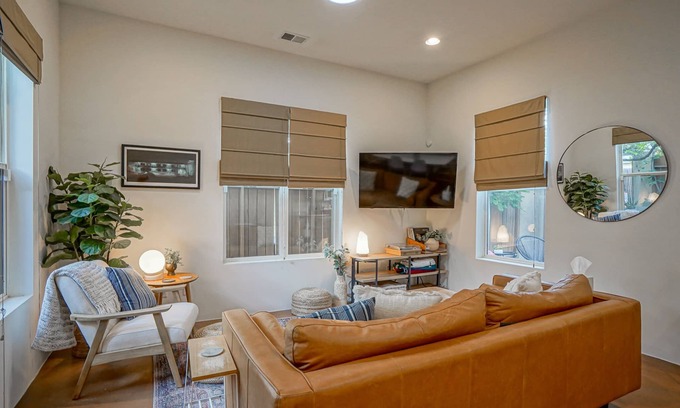 Downtown Albuquerque House | Exceptional Boho Downtown Retreat with Cozy Patio & Kitchen