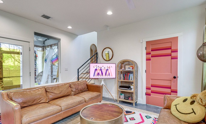 Blackshear-Prospect Hill House | Boho Austin Vacation Home w/ Private Hot Tub!